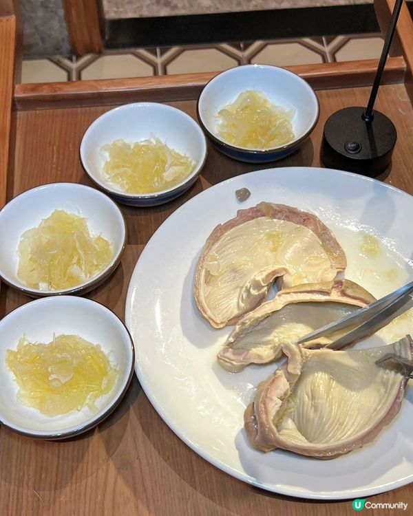 大口吃肚包翅 三代同歡共享