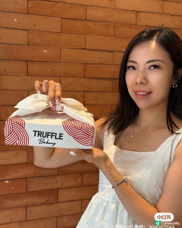 中秋必搶！手工月餅禮盒😍 包裝超靚！