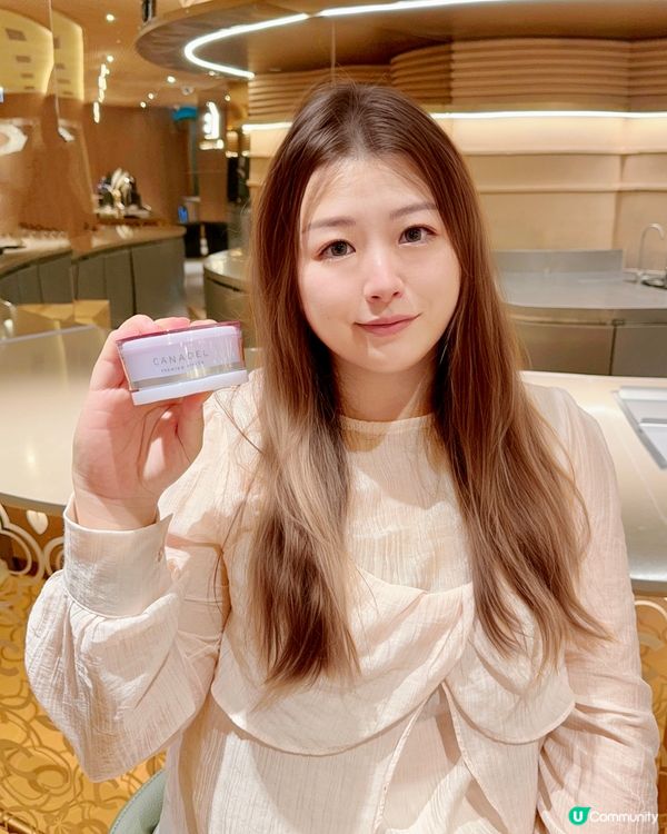 1.  美白祛斑精華霜✨一瓶KO！告別暗沉！15字