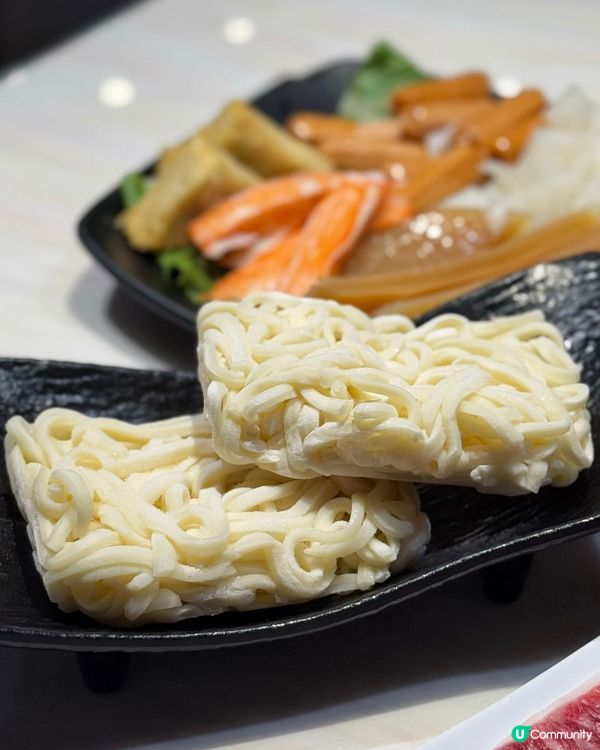 🇭🇰紅磡人均三百火鍋 吃到扶牆走 