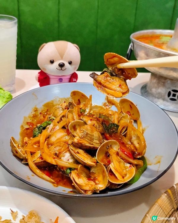 元朗抵吃泰菜2人餐，加$1有半隻海南雞！