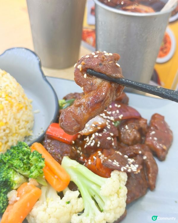 黑椒牛柳粒炒飯😋！觀塘冰室Sunday Brunch🤤！