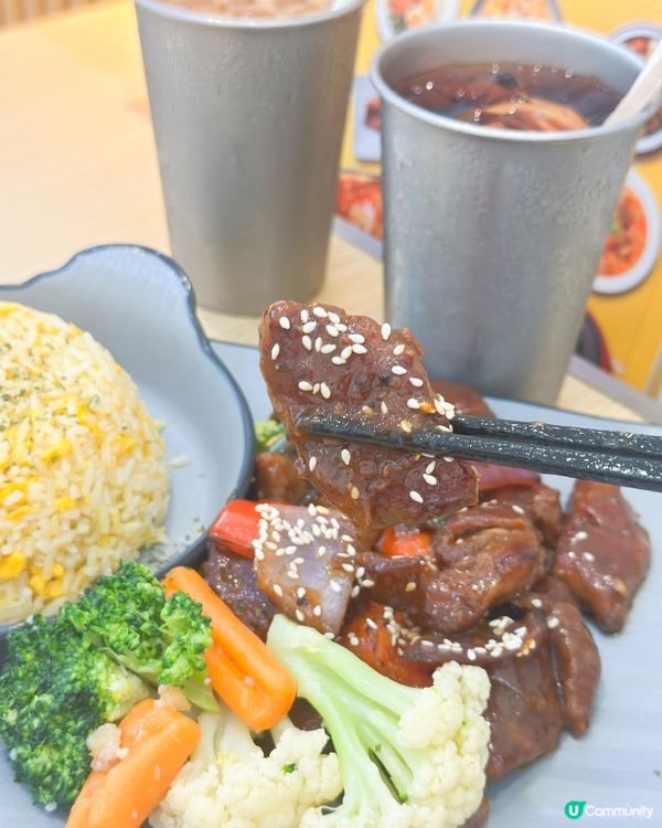 黑椒牛柳粒炒飯😋！觀塘冰室Sunday Brunch🤤！