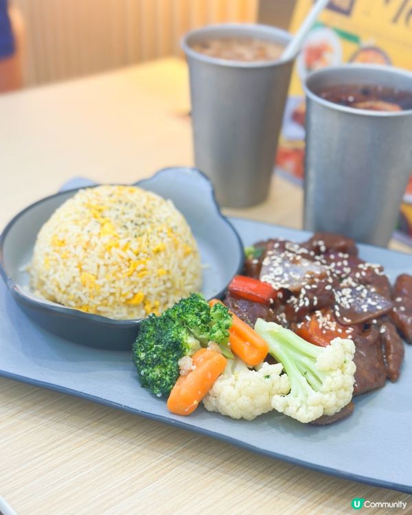黑椒牛柳粒炒飯😋！觀塘冰室Sunday Brunch🤤！