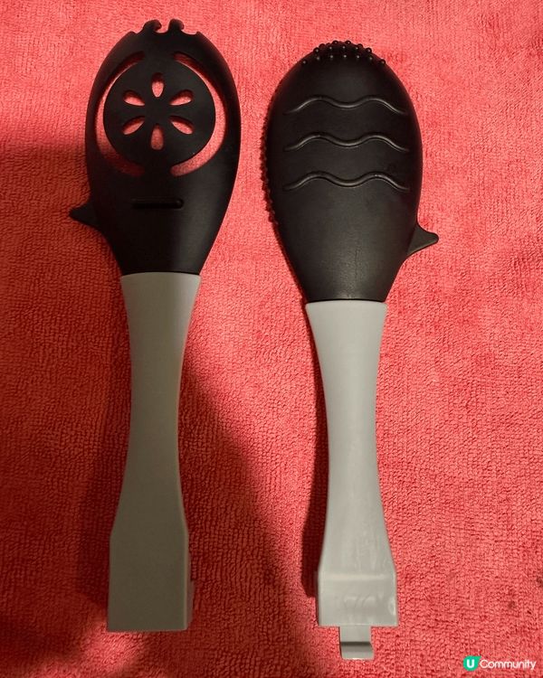 我想分享一個$12店買嘅性價比高廚房煮食用具好物，呢個係一個...
