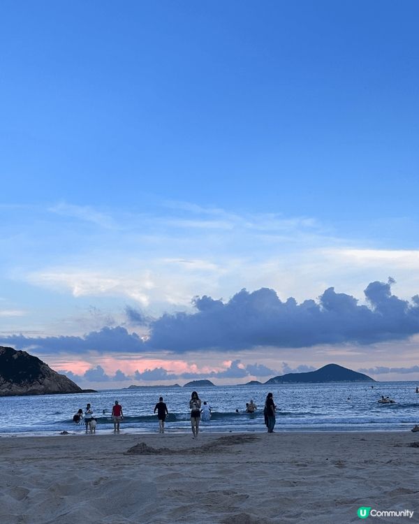 石澳泳灘，水清沙幼，日落打卡