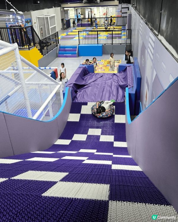 深圳寶安區有三大商場，有得食有得玩，其中一個商場仲係新開添，...