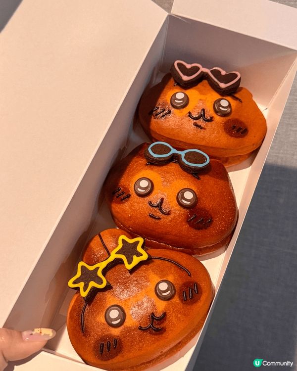 Chiikawa Bakery 吉伊卡哇主題麵包店！一進門，...