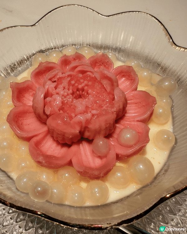 綠茶餐廳全港有幾間分店, 我響呢度奧海城食咗一啲好特色嘅甜品...