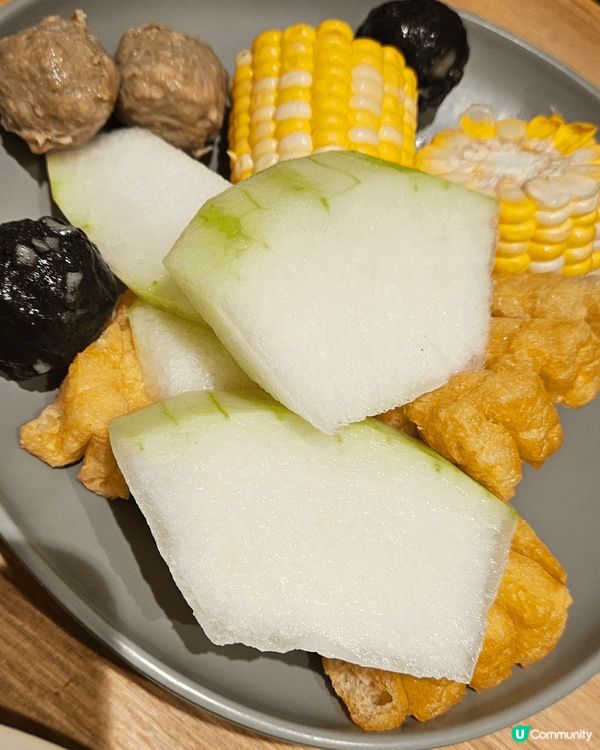 山健台式火鍋 選擇都頗多食物水準都算正宗台灣 行經快快食過l...