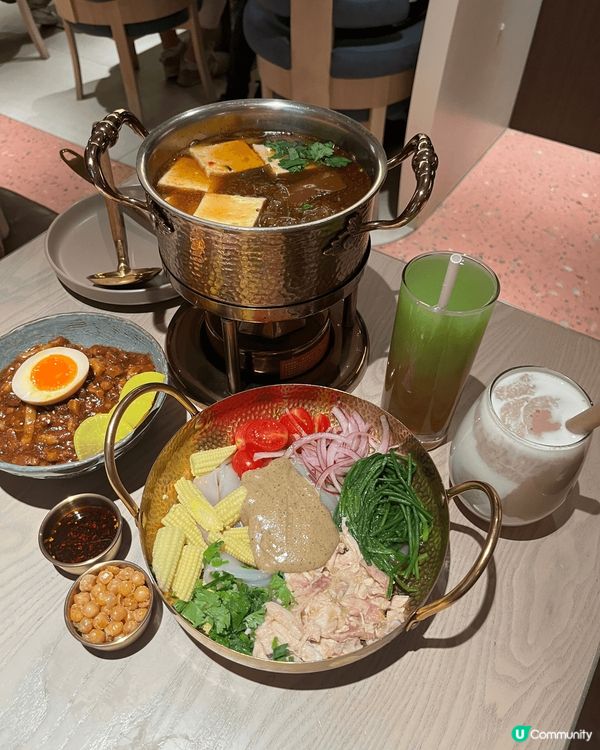 真係唔同晒啦！中環店執咗，不過尖沙咀海港城+銅鑼灣世貿有兩間...