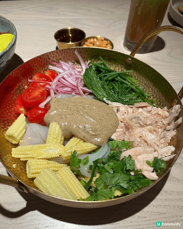 真係唔同晒啦！中環店執咗，不過尖沙咀海港城+銅鑼灣世貿有兩間...