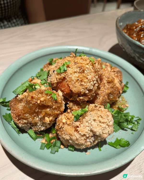 真係唔同晒啦！中環店執咗，不過尖沙咀海港城+銅鑼灣世貿有兩間...