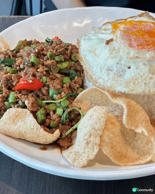 一間味道好好既泰國菜 個冬陰功湯底一流 酸辣味都好適中 重有...