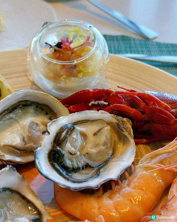 柏寧酒店Skye高空靚景· 週末海鮮早午餐