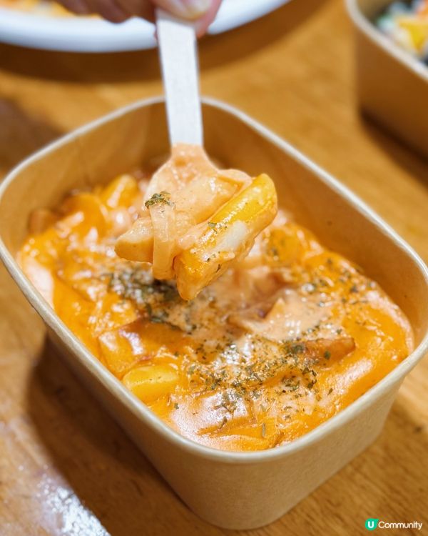 深水埗韓式小食探險記！😋 韓式pizza🍕辣炸雞+玫瑰年糕💖