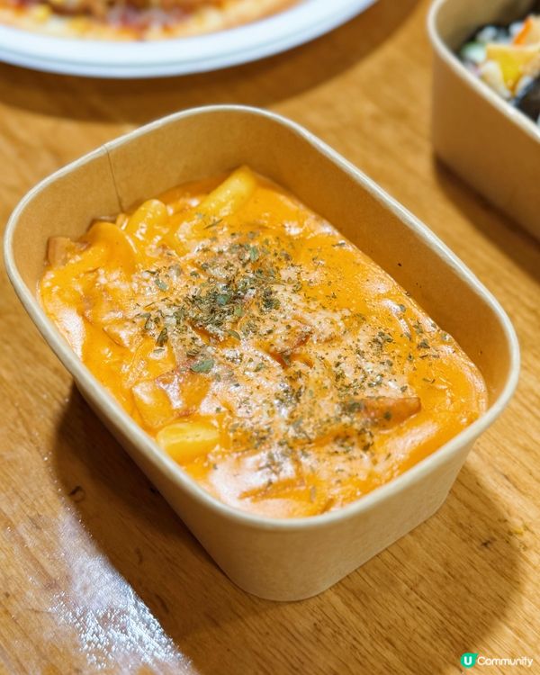 深水埗韓式小食探險記！😋 韓式pizza🍕辣炸雞+玫瑰年糕💖