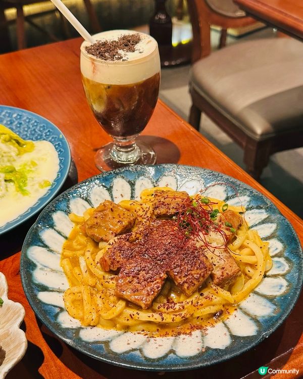 芫荽炸雞+朱古力烏冬？大埔喫茶店之叛逆實驗室