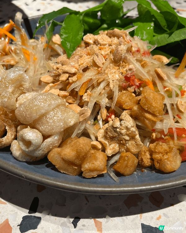 夏天最適合食泰菜，酸酸辣辣又開胃，加上一杯水果茶真係好滿足。...