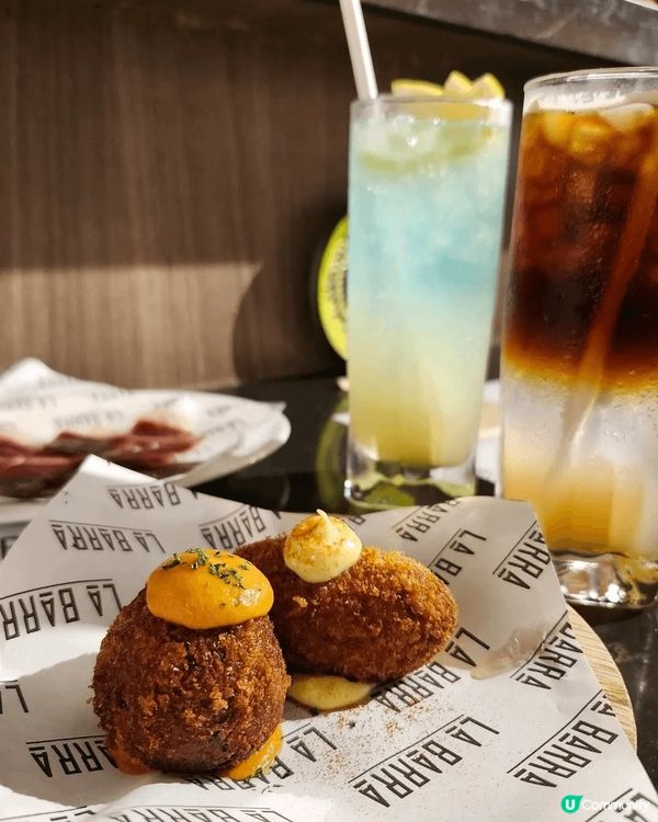 La Barra Tapas Spanish Restaur...