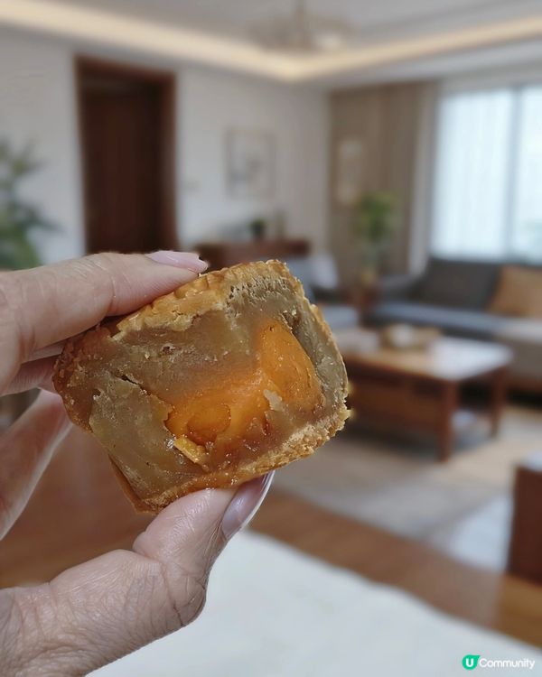 利苑月餅雙重享受！流心奶黃+雙黃蓮蓉🤤