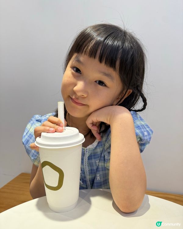 茶大爺天然椰子飲品：街頭小確幸 🥥✨