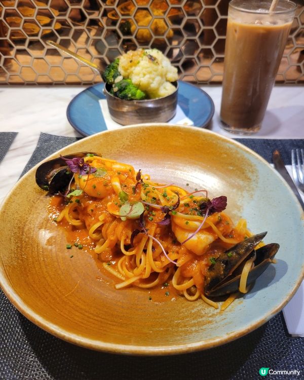 今日浪漫扒房體驗！🥩🍝 環境超正！😍