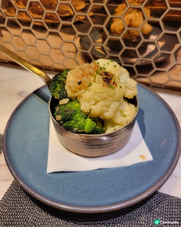 今日浪漫扒房體驗！🥩🍝 環境超正！😍