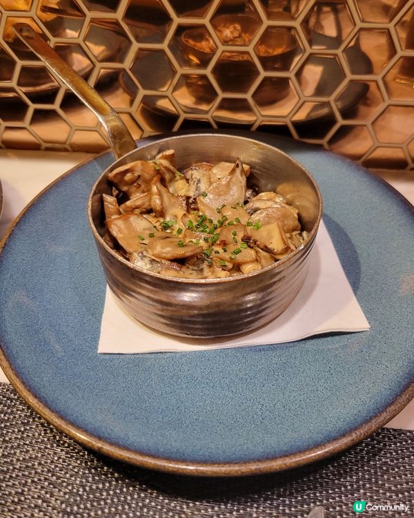 今日浪漫扒房體驗！🥩🍝 環境超正！😍