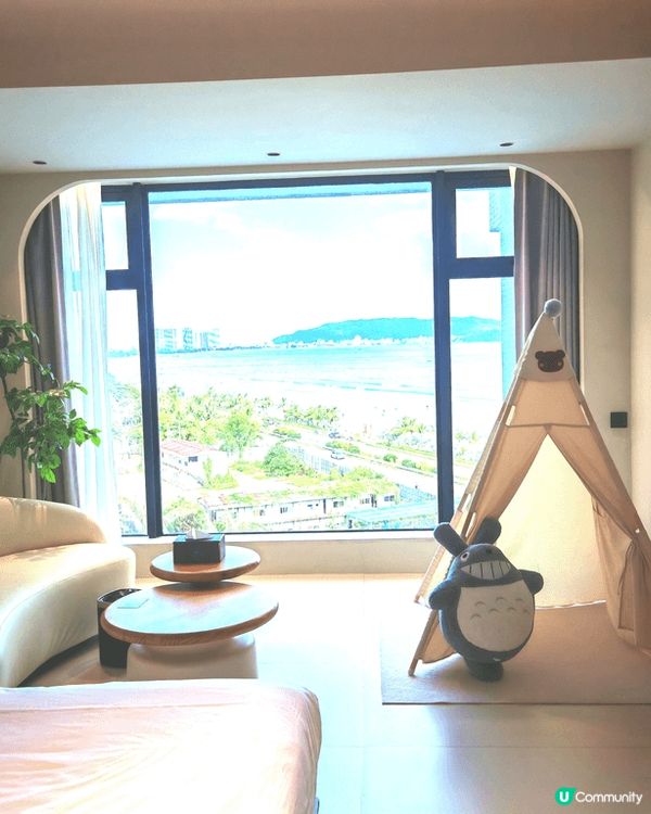 惠東雙月灣半島酒店客房對正海灘又有特色擺設, 有無邊際泳池休...