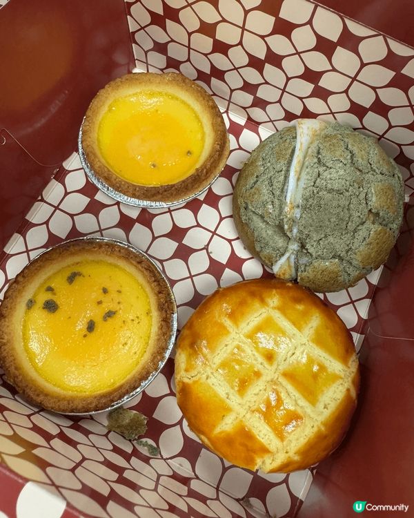 呢間君蘭麵包店有好多港式美食，最得意係菠蘿包有好多不同做法，...