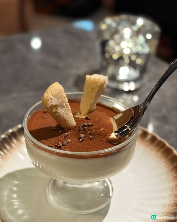 朋友話銅鑼灣米芝蓮推介嘅呢間意大利餐廳好好食，等我都去試吓佢...