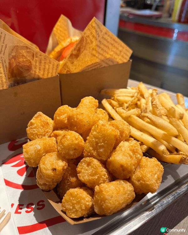 Burger joys 相信好多人都食過，但我竟然係第一次食...