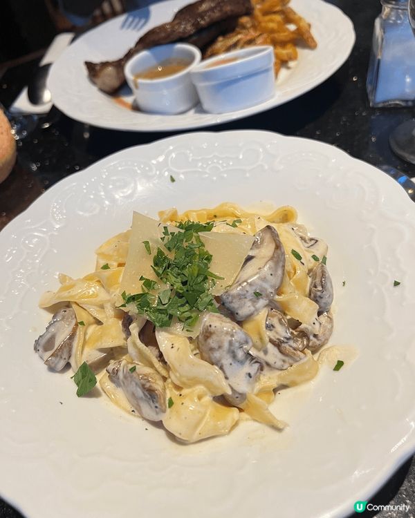 Simply Life 餐廳主打健康輕食，餐廳環境簡約舒適，...