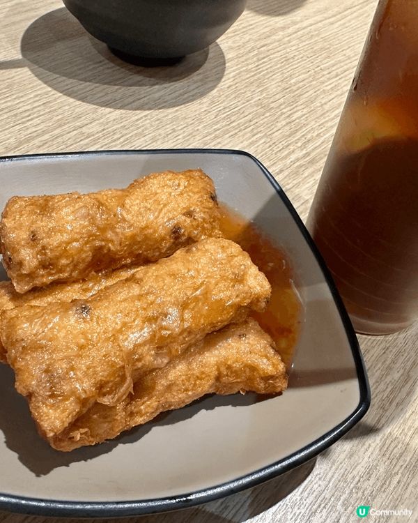 星期六一家四口去咗一間位於馬鞍山嘅酸菜魚專門店，佢除咗味道正...