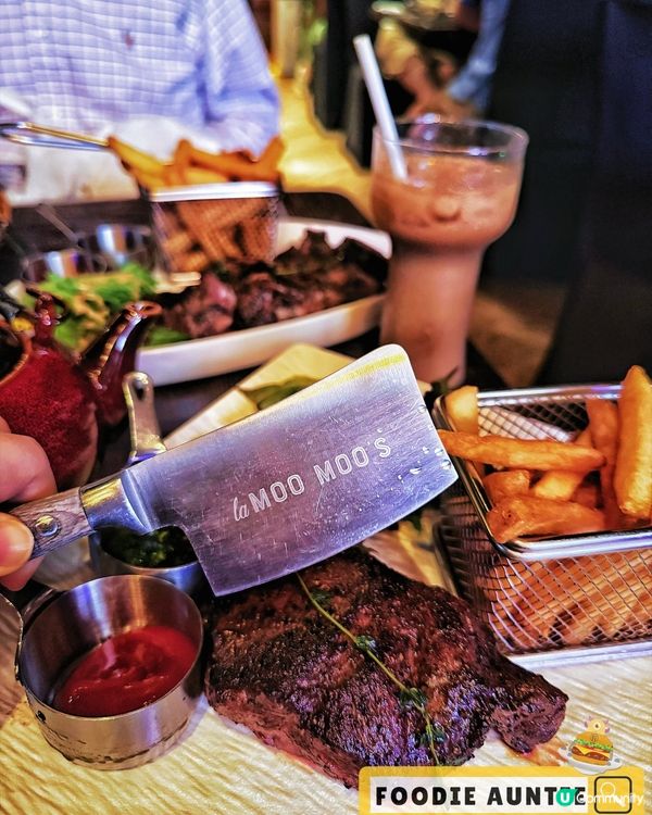 👽 食神大媽《灣仔｜晚餐嚟呢度食牛扒幾抵》