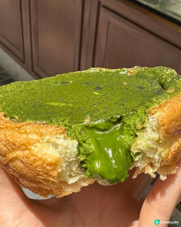 推薦大家可以試下呢間Vission嘅甜品🍮，我哋當時買完就直...