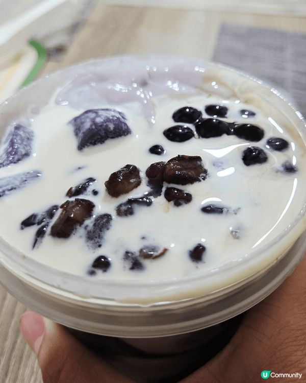 甜西施研究所，糖水真的很夠份量！台式四重芋圓燒，大大碗入面有...