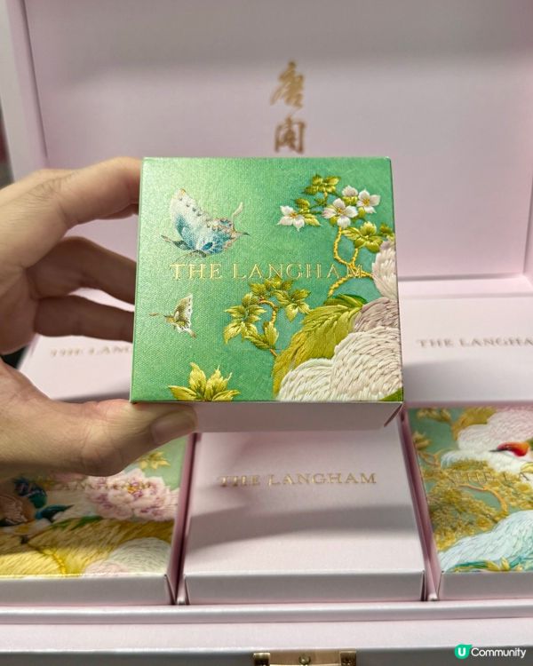 唐閣奶黃月餅開箱！🤤 經典滋味！