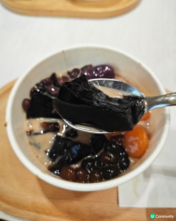 陳茶館必食「大滿貫芋圓」（奶茶底）😍