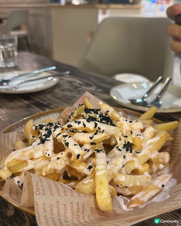 觀塘Cafe✅ 明太子薯條yummmm