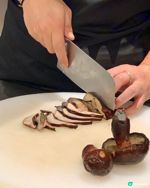 榮山鍋🤤！周末必搶位！野生菌雞牛湯底！🐔🍄