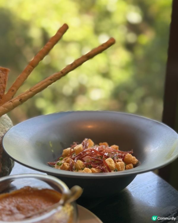 軍火庫變身西餐廳🍴龍蝦泡沫湯與藝術氛圍的奢華時光