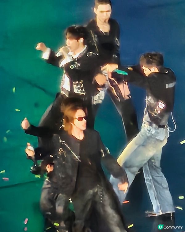 座位510山頂，好好睇 svt快d再黎香港要13個人