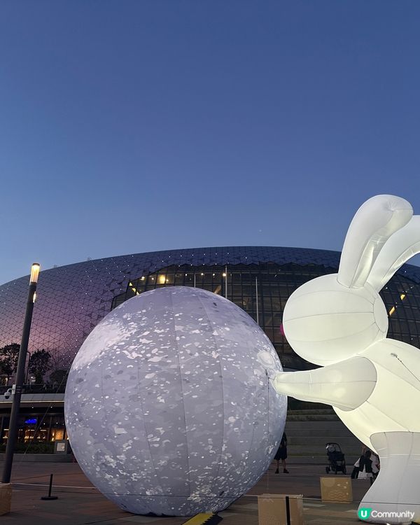 誰推走了月亮？