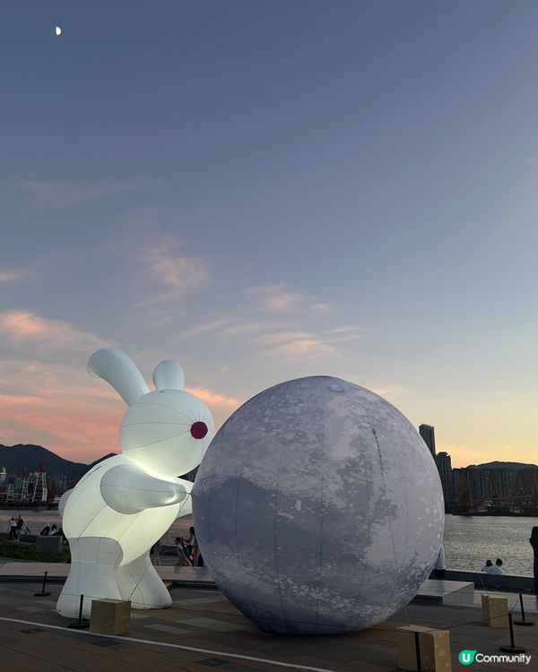 誰推走了月亮？