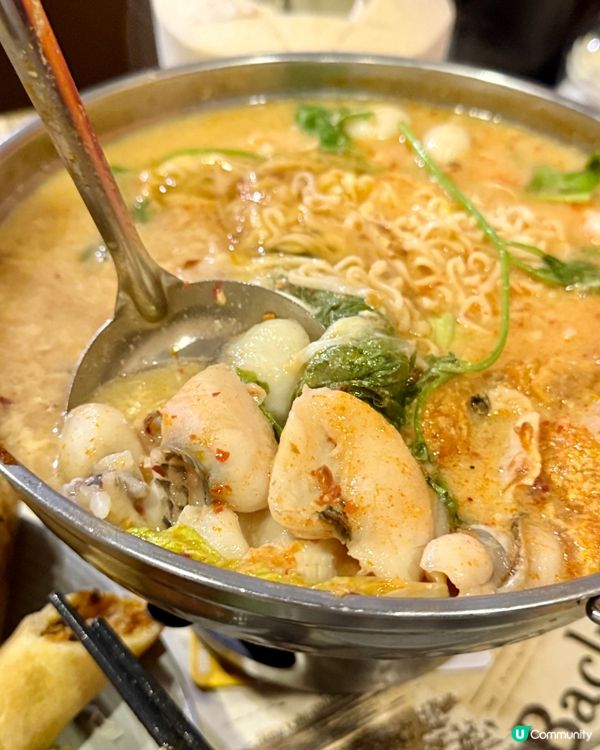 火山排骨🌶️媽媽麵🍜！泰國風味🤤！