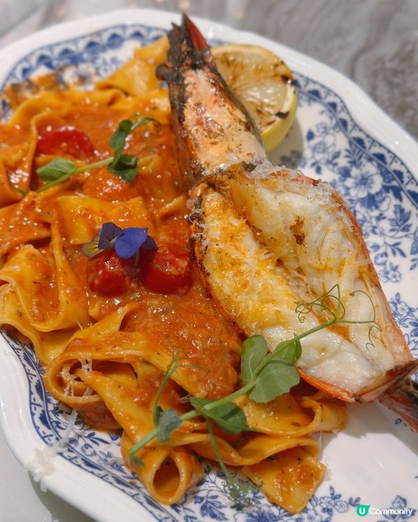 銅鑼灣宮廷風打卡Cafe✨睇埋維園景色🌿