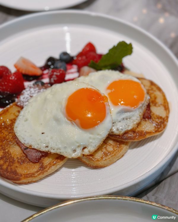 銅鑼灣宮廷風打卡Cafe✨睇埋維園景色🌿