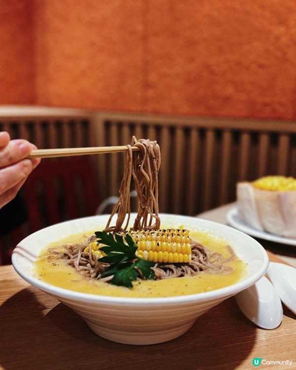 銅鑼灣掃街🤤！巨型三文治+開心果甜品😋！